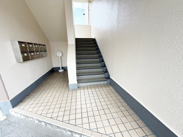 マンションにぎわいのエントランス