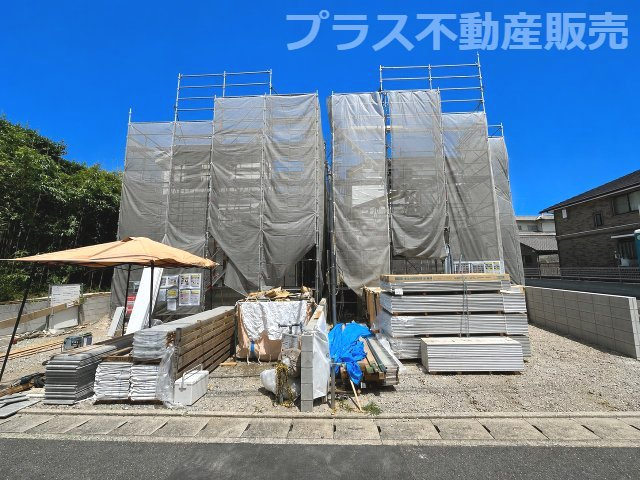 【外観】 | 福岡市早良区梅林6丁目第6　1号棟（全2棟）【仲介手数料無料・0円】 | 現地写真。プラス不動産販売なら、現場の全ての棟をまとめてご見学頂けます。