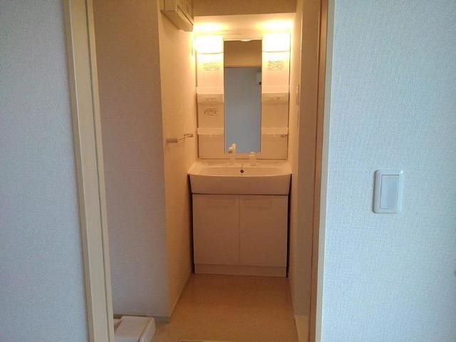 グランベルメゾンの洗面所