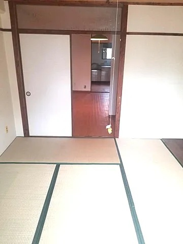 灘中央ビルの和室