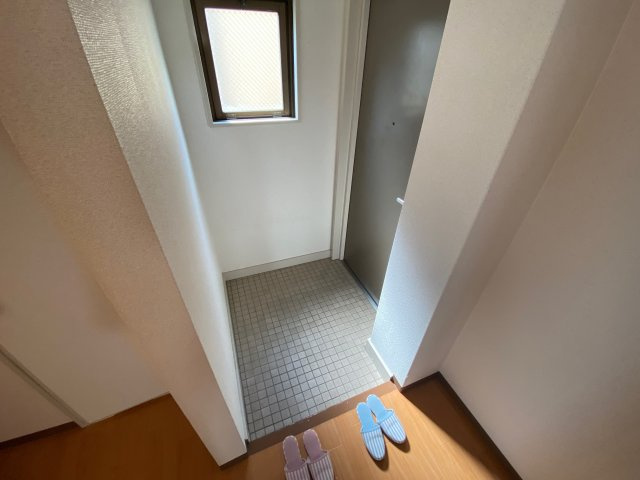 プチ・シャトーあけぼのの玄関