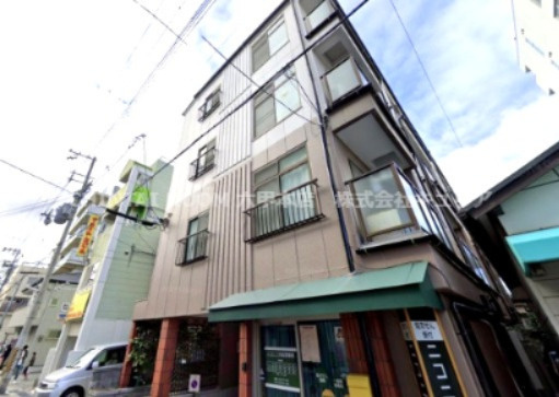 プチ・シャトーあけぼのの外観