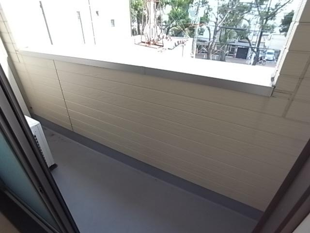 フジパレス上筒井通のバルコニー