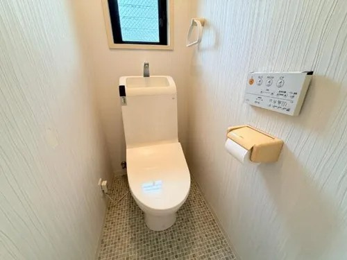 レグリス甲東園WESTのトイレ