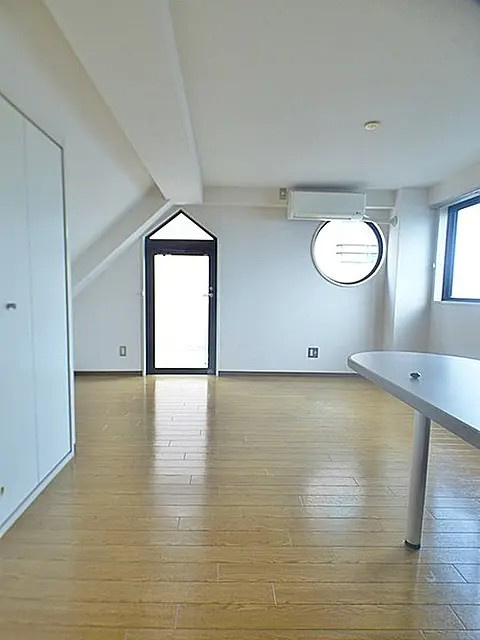 メインステージ芦屋楠の居間・リビング