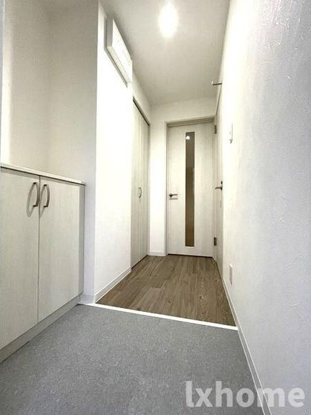 クレアール岸部の玄関