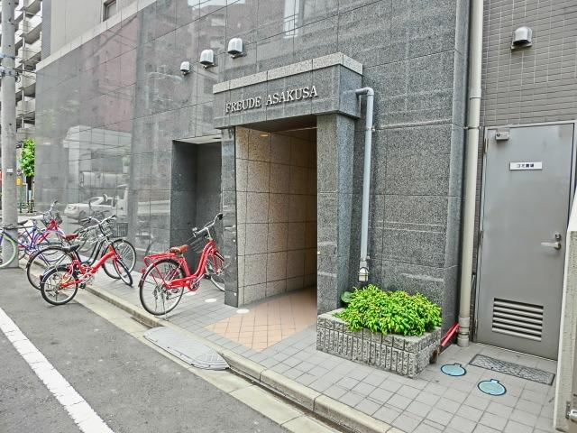 FREUDE　ASAKUSAのエントランス