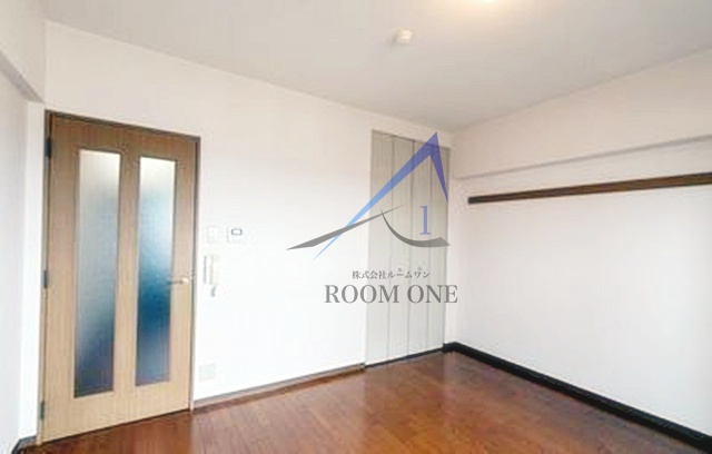 グロリア大洋の居間・リビング|洋室のお部屋です。