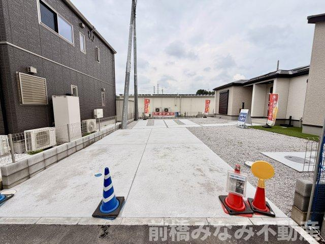 【新築平屋】北群馬郡榛東村新井　限定１棟　グラファーレ　新築建売の駐車場|駐車場があります