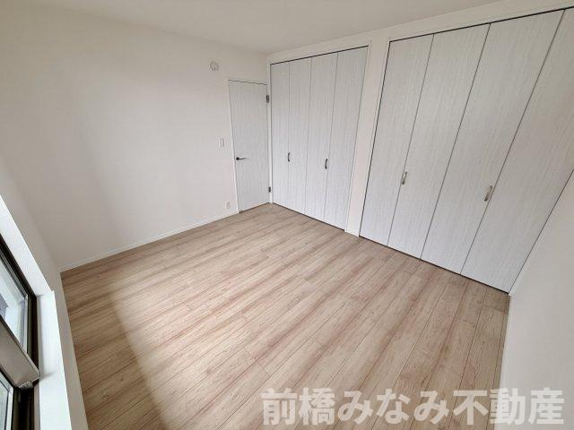 【新築】渋川市石原　B号棟(全３棟)　ハートフルタウン　新築建売分譲の洋室|スタンダードな洋室です