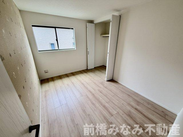 【新築】渋川市石原　B号棟(全３棟)　ハートフルタウン　新築建売分譲の洋室|スタンダードな洋室です