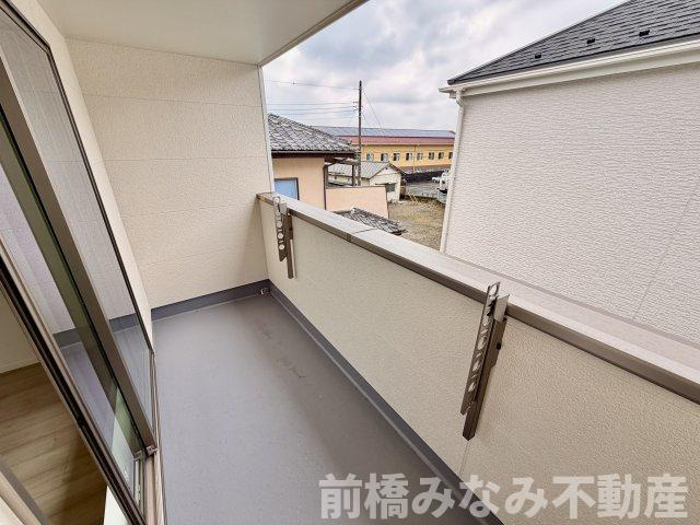 【新築】渋川市石原　A号棟(全３棟)　ハートフルタウン　新築建売分譲のバルコニー|バルコニー付きです