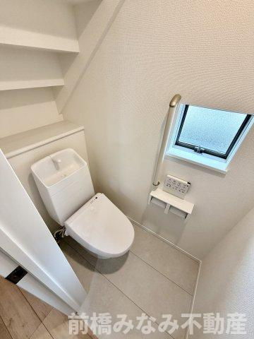 【新築】渋川市石原　A号棟(全３棟)　ハートフルタウン　新築建売分譲のトイレ|シンプルで使いやすいトイレです