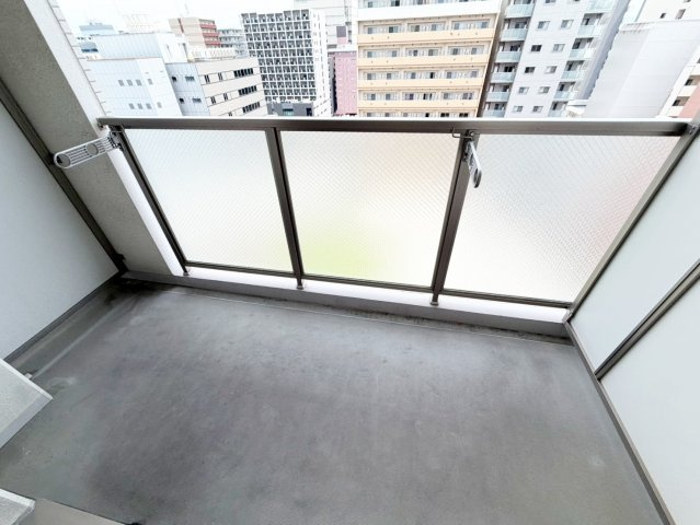 吹田市江の木町の賃貸マンションのバルコニー
