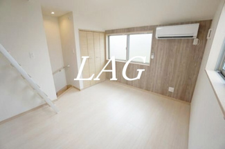 【居間・リビング】 | ロンディネ鷺ノ宮 | 洋室のお部屋です。
