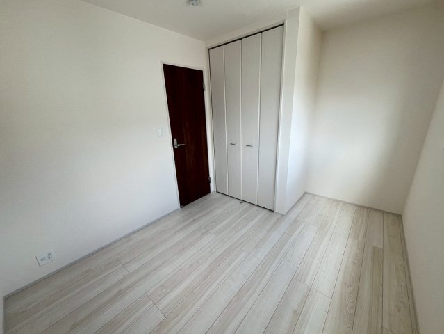リーブルガーデン与那原町与那原 4号棟（全4棟）の洋室|スタンダードな洋室です