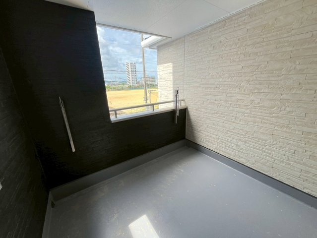 リーブルガーデン与那原町与那原 4号棟（全4棟）のバルコニー|落ち着いた時間を過ごせるバルコニーです