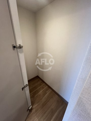 グランドメゾン新梅田タワー THE CLUB RESIDENCEの収納|グランドメゾン新梅田タワー THE CLUB RESIDENCE　パントリー
