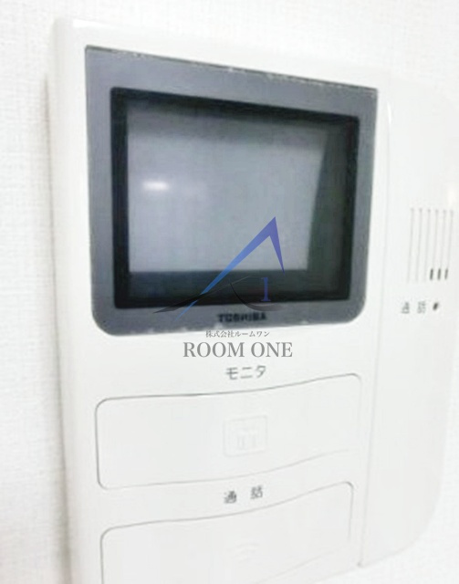 ワコーレ千住A棟のセキュリティ|モニター付きインターホンです。
