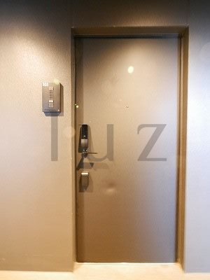 ズーム横浜関内の玄関