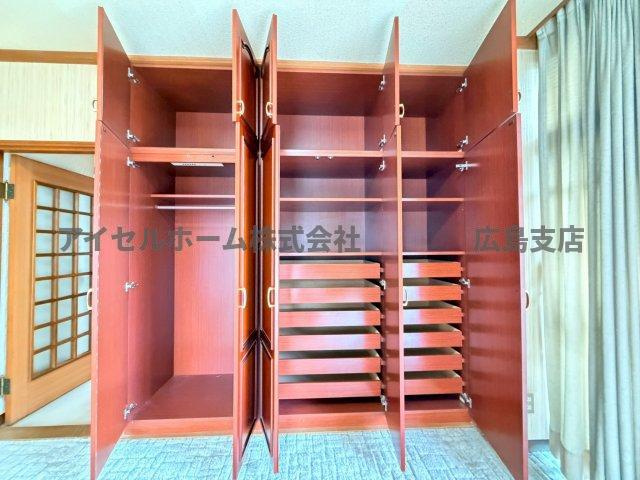 【収納】 | 呉市広長浜４丁目の中古戸建て！ | 便利な収納スペースです