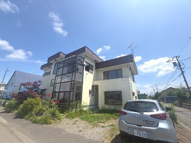 岩見沢市美園三条５丁目のテラスハウス