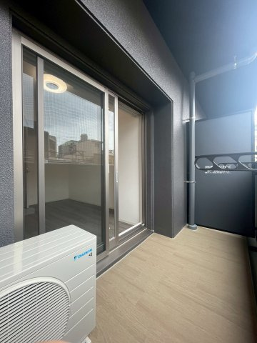 プレサンス名古屋ルーカス　名古屋市賃貸　仲介手数料無料のバルコニー