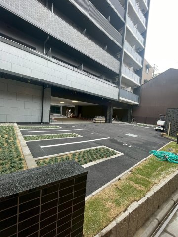 プレサンス名古屋ルーカス　名古屋市賃貸　仲介手数料無料の駐車場