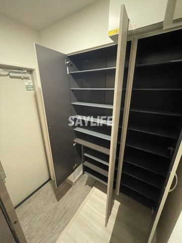 タカイダモトマチの玄関
