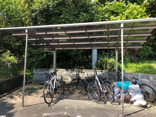 エレゼタウンⅡのその他共用部分|駐輪場に自転車も停められます♪
