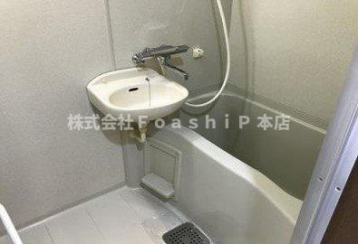 フェニックス笹塚壱番館の浴室