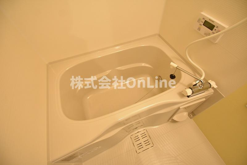 東大阪市近江堂２丁目のアパートの浴室
