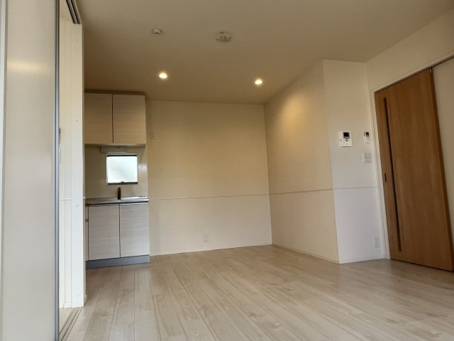 ＫＯＭＩＮＡＭＩ　ＭＡＩＳＯＮ　ＮＯＮＯの居間・リビング