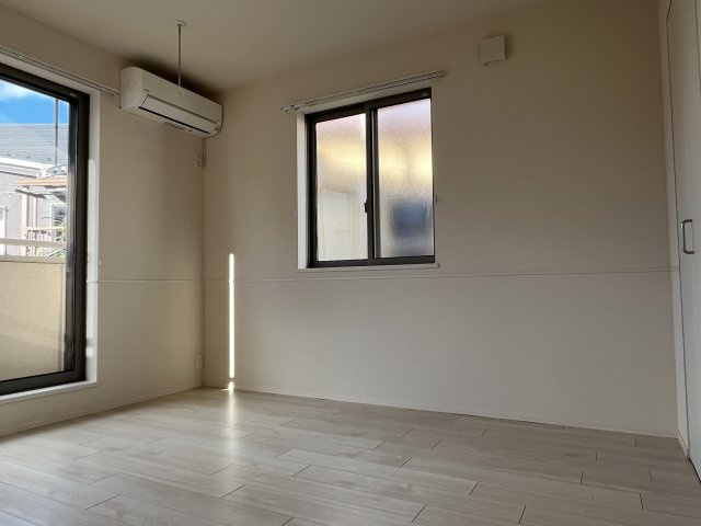 ＫＯＭＩＮＡＭＩ　ＭＡＩＳＯＮ　ＮＯＮＯの寝室