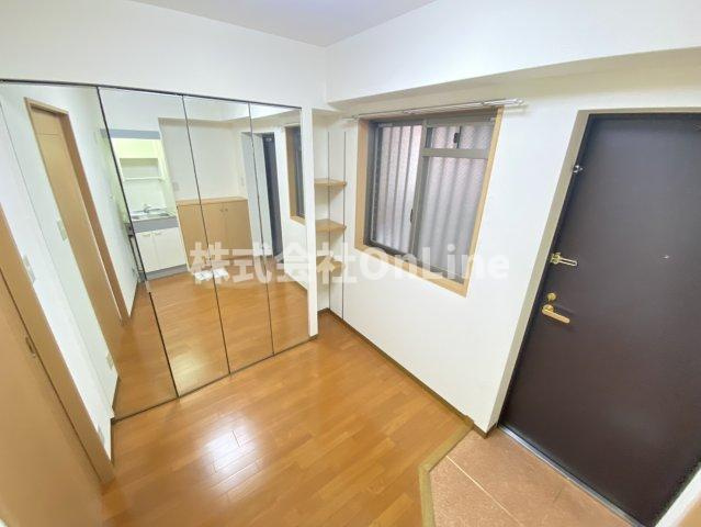 東大阪市横枕西の賃貸マンションの玄関