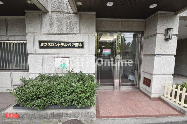東大阪市横枕西の賃貸マンションのエントランス