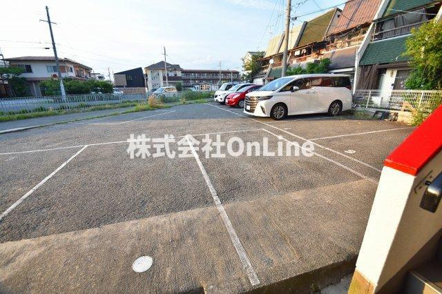 【駐車場】