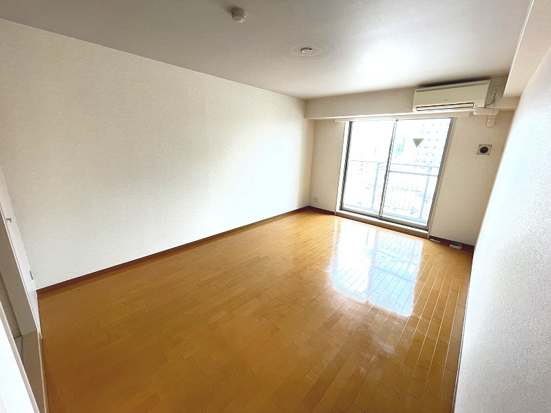 東大阪市御厨南２丁目の賃貸マンションの内装