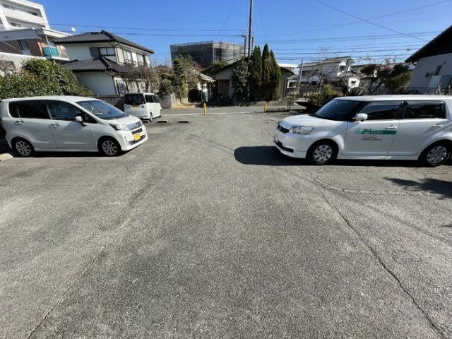 セジュールコンフォールの駐車場|駐車スペースもあります☆