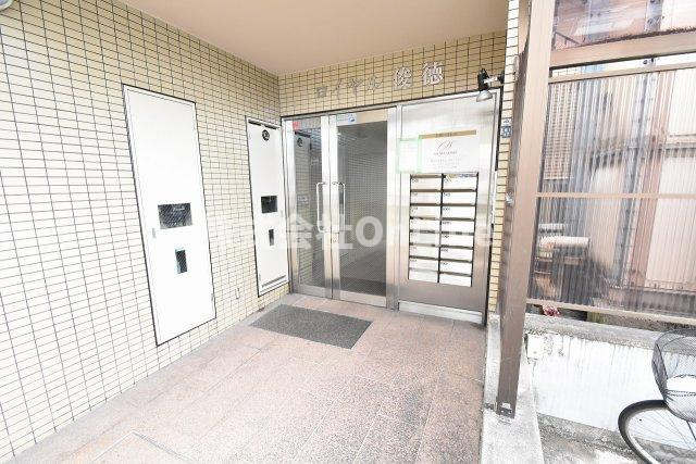 【エントランス】