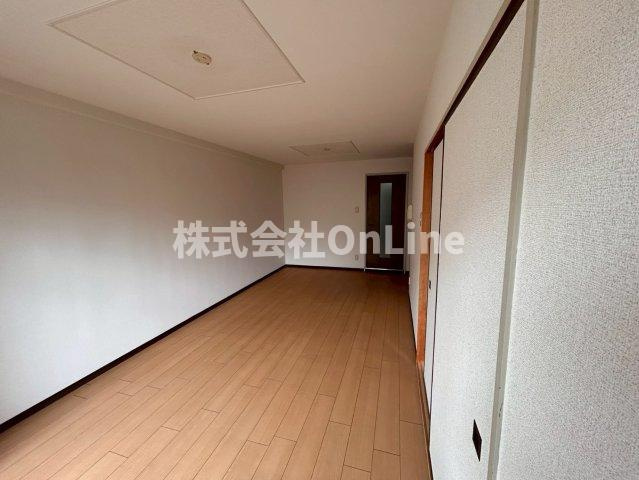 【居間・リビング】