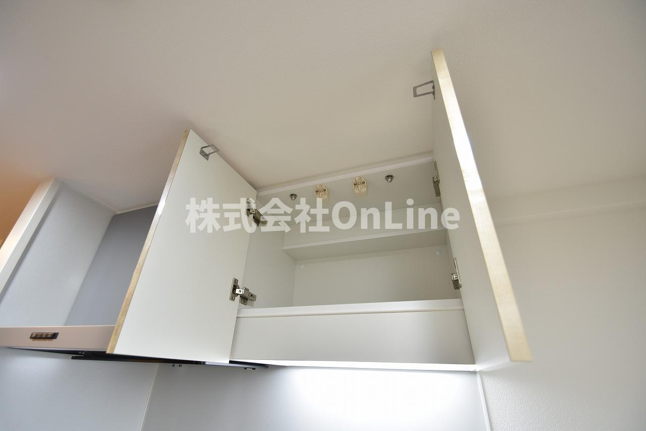東大阪市高井田西６丁目の賃貸マンションの収納