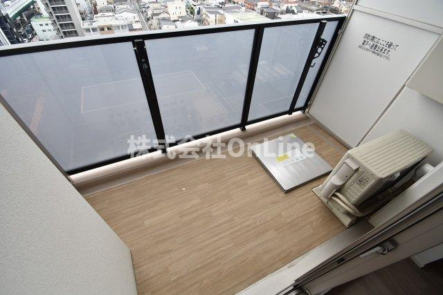 東大阪市高井田西６丁目の賃貸マンションのバルコニー
