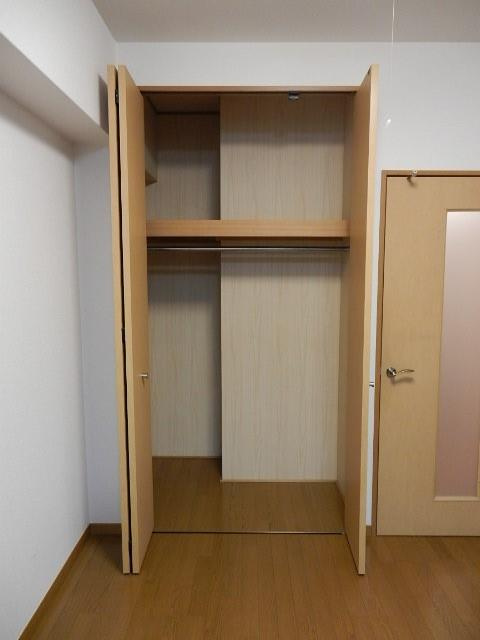 グランドール薬院の収納