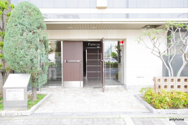 プレッツァ新大阪　仲介手数料無料のエントランス