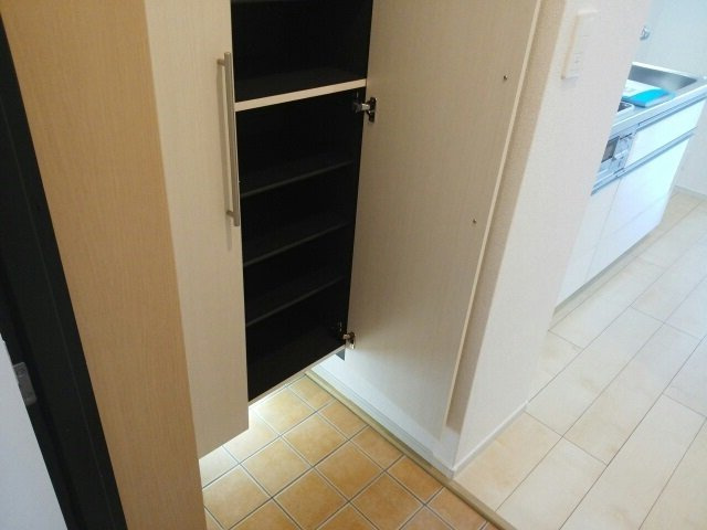 ブライトマーチ　タナカの玄関