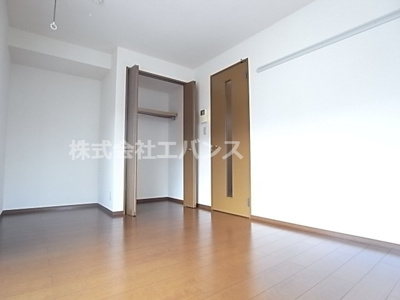 【寝室】 | サザンクロス | 落ち着いて過ごせるお部屋なので、寝室にいかがでしょうか