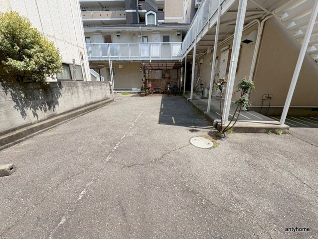 フジ京橋ハイツ　仲介手数料無料のエントランス