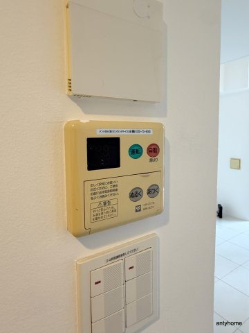 是空難波西　仲介手数料無料の浴室