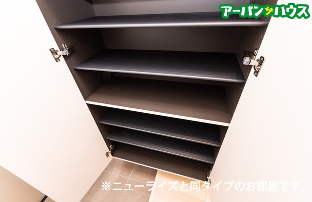 アルバータ セレーノの収納